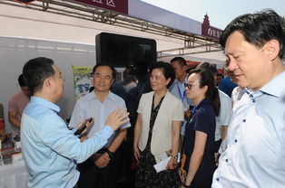 2018北京旅游咨詢?nèi)栈顒?dòng)啟動(dòng)儀式在朝陽(yáng)公園盛大舉行，開(kāi)啟市民游客便捷旅游新篇章